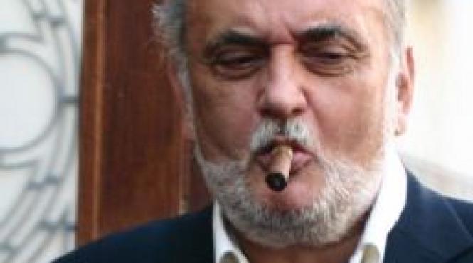 dinu patriciu si sri din nou la a 128 166 bara