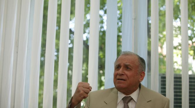 iliescu hais geoana cea