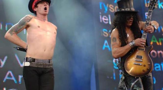 velvet revolver interzisa in japonia