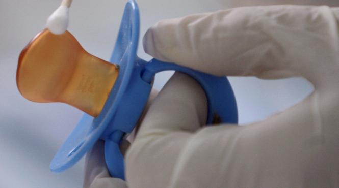 tatii francezi cauta raspunsuri in spania