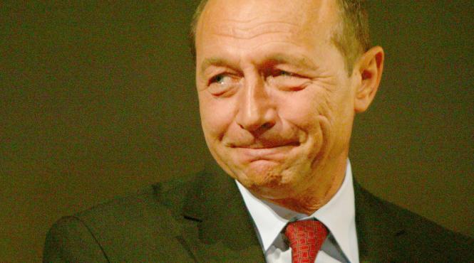 basescu ataca italia