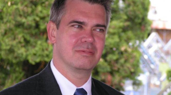 comportamentul condoleezei rice il scoate pe michael guest din diplomatie