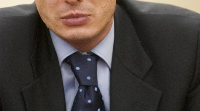 comisia de la cotroceni fir scurt la monitor