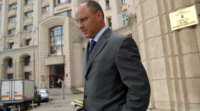 tariceanu este tinta