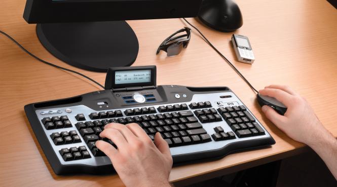 cu ochii pe bani predictii de securitate informatica