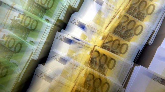 urcus in dinti de ferastrau