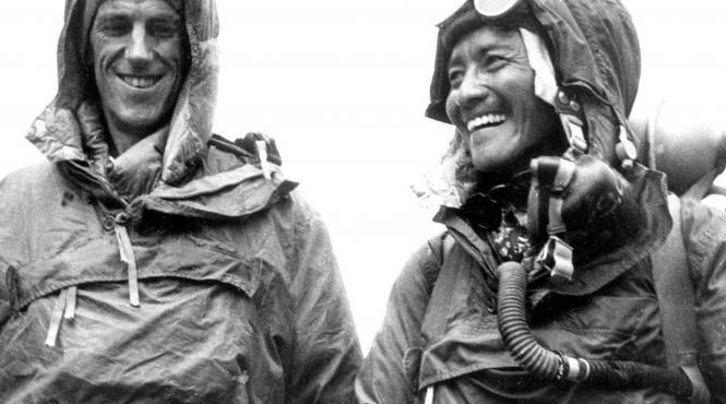 icirc n eternitate mai sus de everest