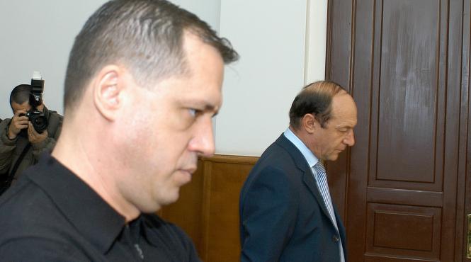 basescu demis in 89 pentru nereguli