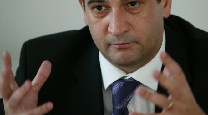 management sectie de gripa aviara la spitalul victor babes