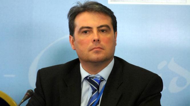 lui adrian cioroianu i a pierit optimismul fata de legea lustratiei