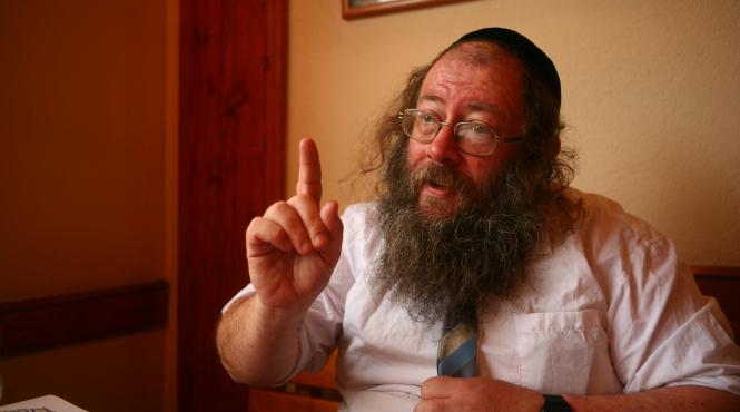 un rabin acuza afaceri cu cimitire evreiesti