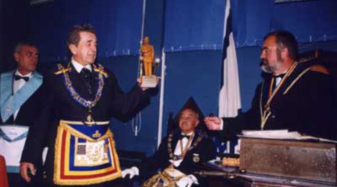 fostul mare maestru al masoneriei romane a trecut in nefiinta