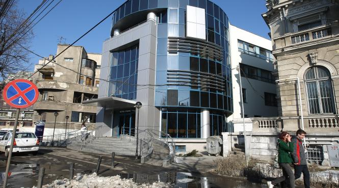 politia sectorului de lux