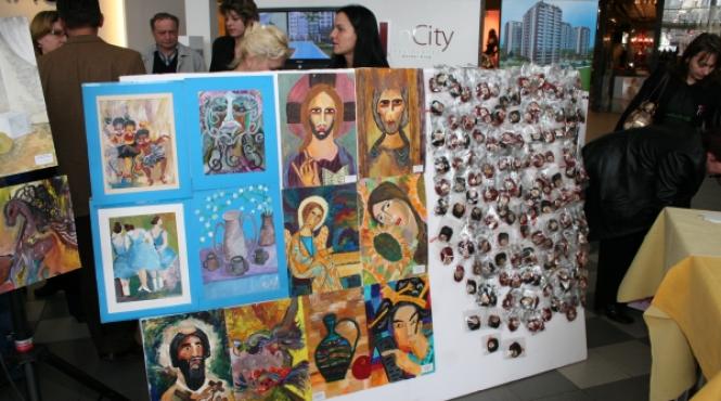 martisor cu noroc pentru artisti