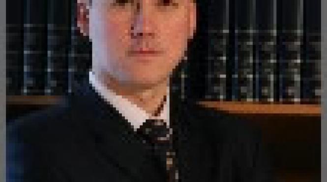 ministrul justitiei sustine ca este independent politic