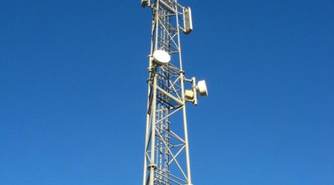 controversa privind antenele gsm continua