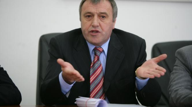 a pus mana pe banii bucurestenilor