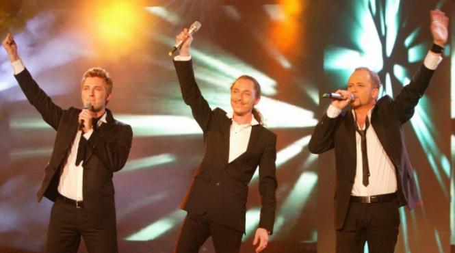 ebu raspunde evaziv petitiei