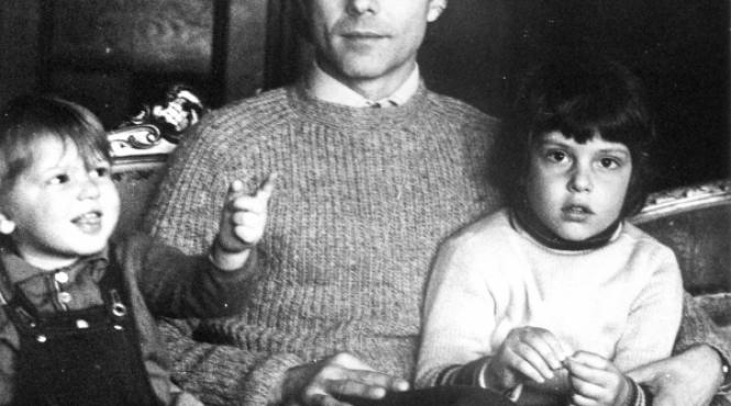 icirc n varful piramidei e usor sa ti faci dusmani