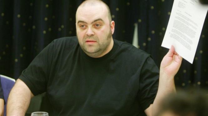 summit cu umbra lui teo peter