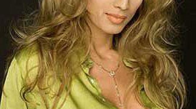 vip contra naturii cristina se ras marita