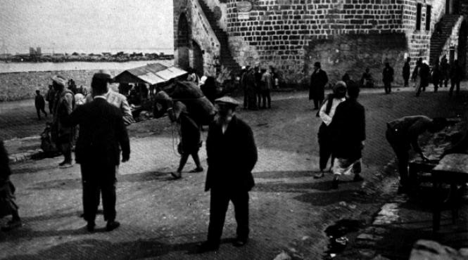 sionistii slugile imperialistilor