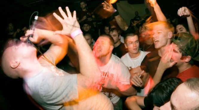 die young live in punkoteca pirat