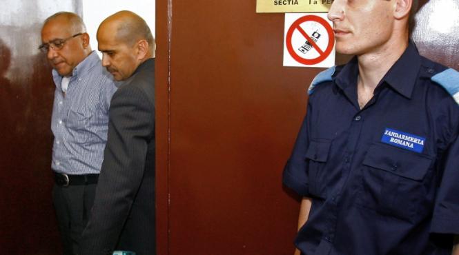 omar s a tirit printre obuze