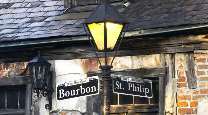 bourbon street epicentrul marii decadente