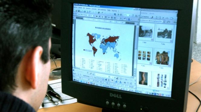 campanie impotriva pedofiliei