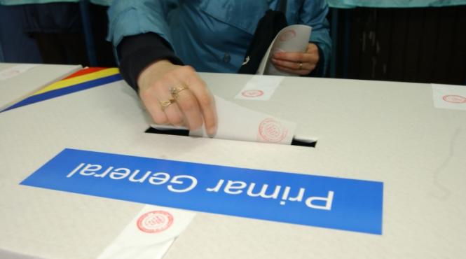 icirc ncepe campania electorala