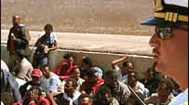 italia sute de imigranti arestati si expulzati