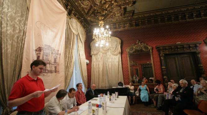 petru popescu la o intilnire cu cititorii