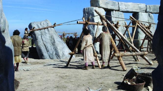stonehenge premiera mondiala