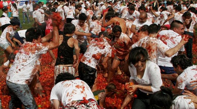 bataie generala cu rosii in columbia