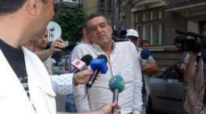gigi becali procurorul care ma ancheteaza la dna este baiat bun
