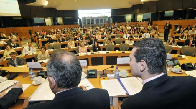 parlamentul european in lupta cu obezitatea