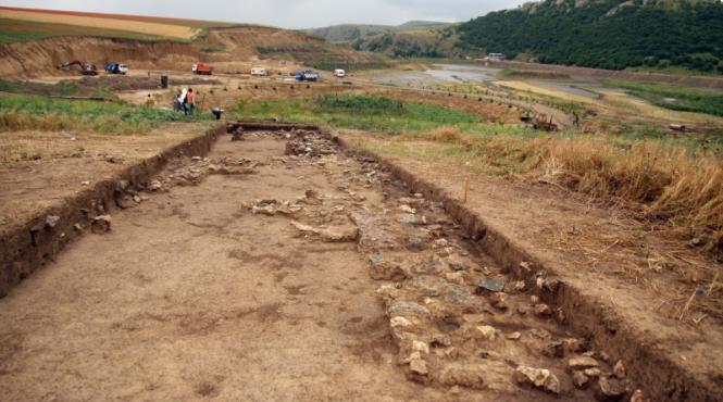 cheile dobrogei pier pe mina politicului