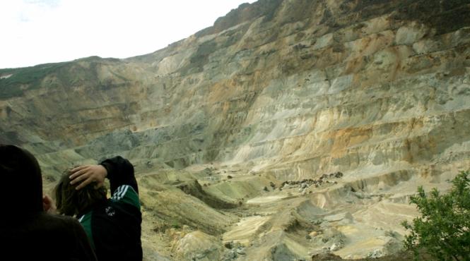 rana deschisa din inima calimanilor