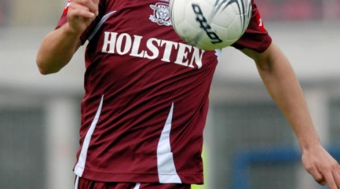 rapid pe doua fronturi