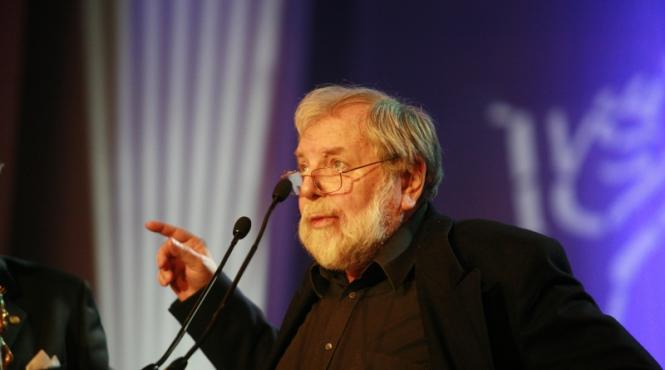 omul zilei lucian pintilie