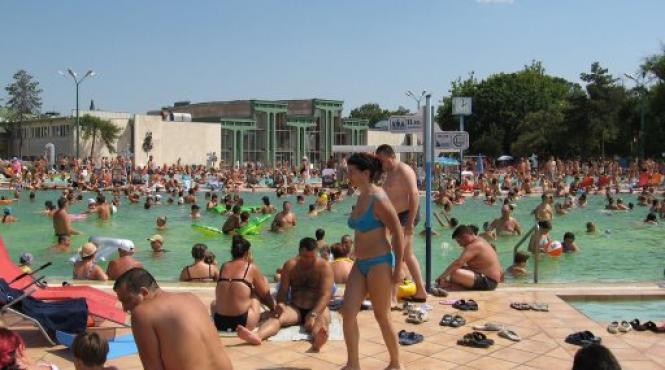 strandurile din hajduszoboszlo vor fi impinzite cu politisti romani