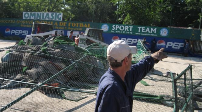 terasele ilegale din parcul herastrau desfiintate