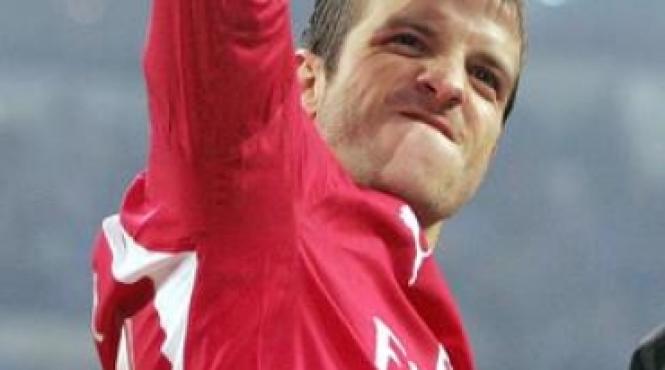 real madrid il pierde pe cristiano ronaldo dar il ia pe van der vaart