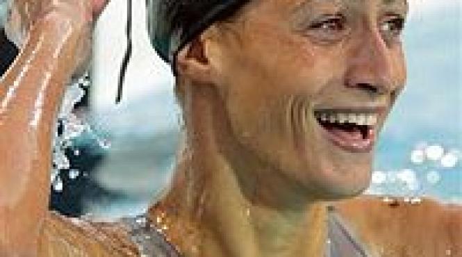 camelia potec s a calificat in semifinalele probei de 200 metri liber