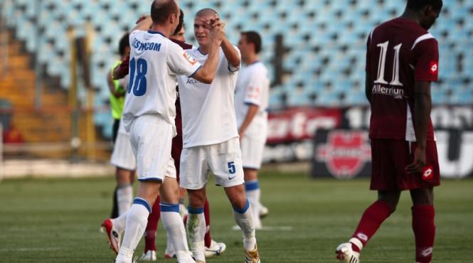 otelul rapid 2 1 9679 probleme in paradis