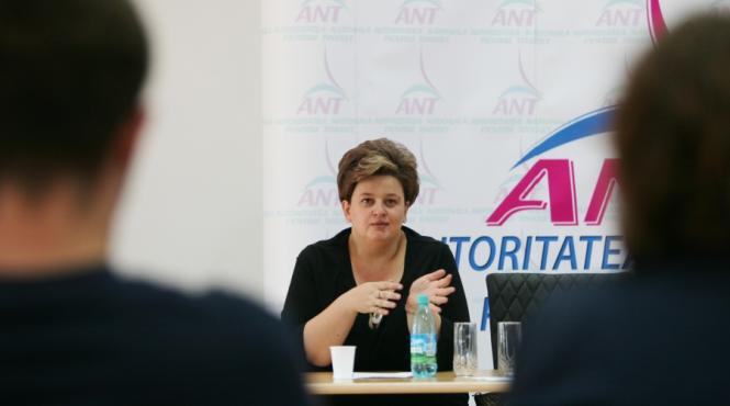 scoala jurnalismul intre aspiratii si transpiratii