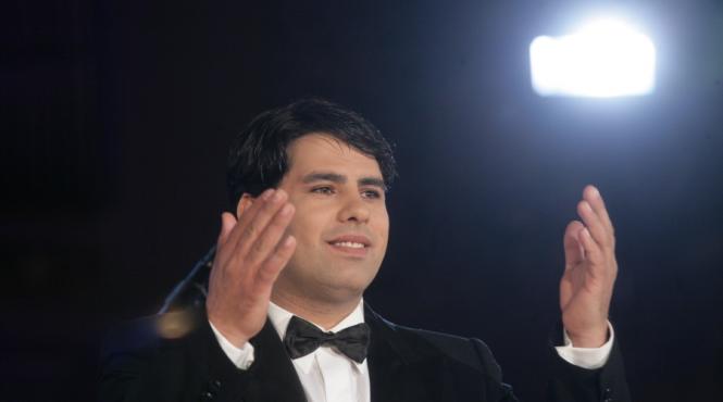 cu romani despre romani