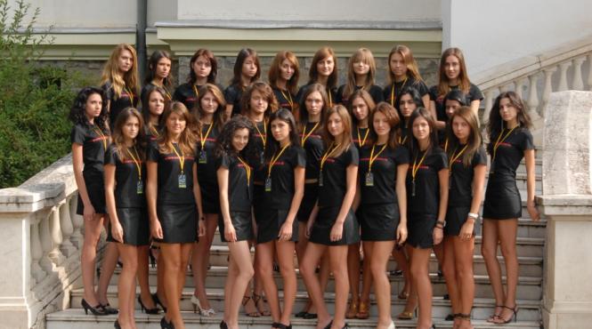 icirc n numele frumusetii