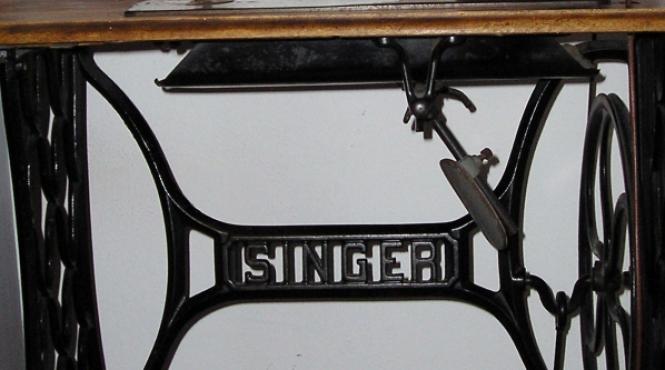 masina de cusut miraculoasa